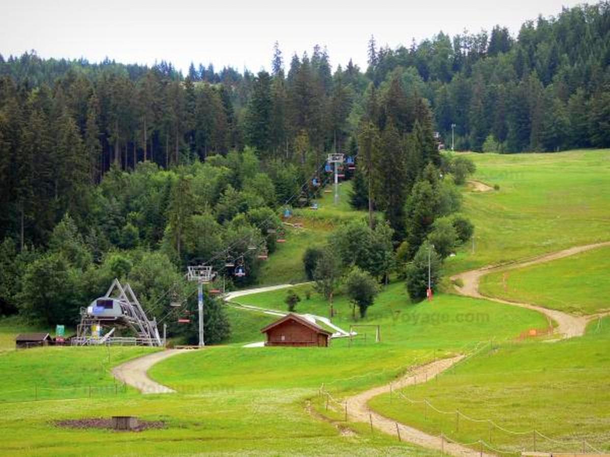 Chalet Charmant A Metabief Avec Vue Sur Montagnes Bagian luar foto
